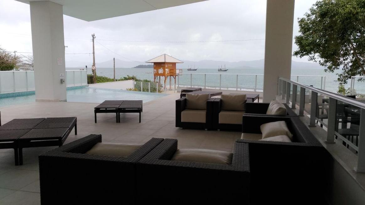 Maravilhoso Apartamento Beira-Mar Praia Da Cachoeira Florianópolis Exterior foto